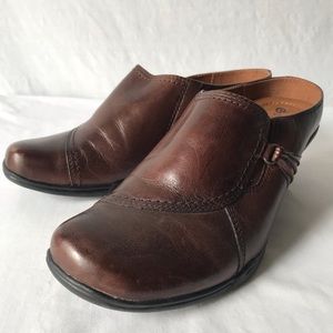 Earth Spirit Leather Heeled Mules Brown Women’s size 8